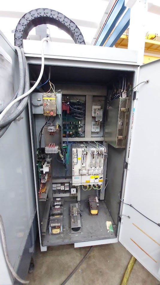 BRIDGEPORT VMC 800 